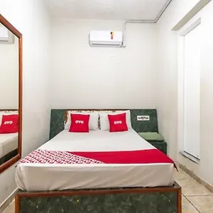 Oyo Dom Pedro, Hotel
